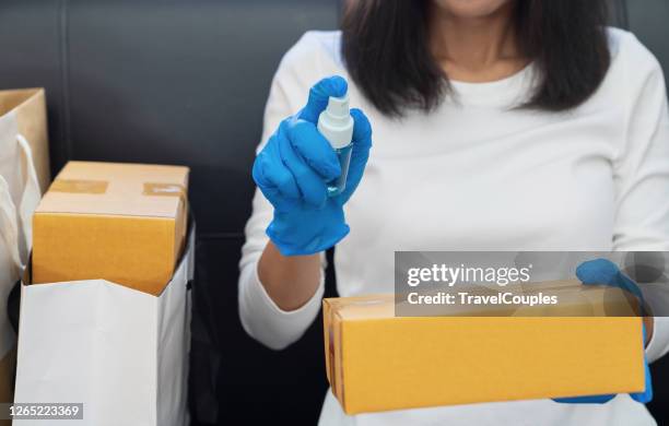 Clean Delivery Box Cleaning Wipe Box Photos and Premium High Res Pictures - Getty Images