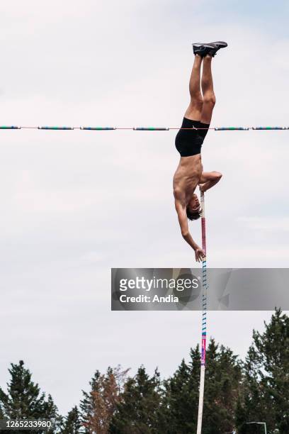 Clermont-Ferrand . . Training of the Swedish 18-year-old pole vaulter Armand Duplantis, new global pole vault star, the youngest ever male athlete to...