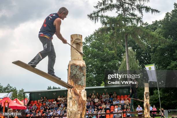 Lumberjacks compete in strength and talent tests at the Great Yorkshire Show, Harrogate, Yorkshire, UK.