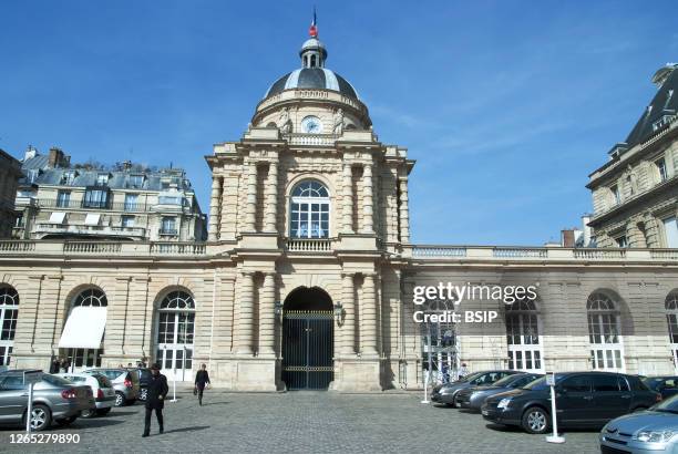 Interior Court of the Senat, Paris, France, Europe.