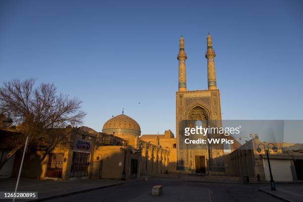 Jameh Mosque of Yazd at sunset.