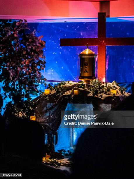 altar of repose holy thursday - maundy thursday stock pictures, royalty-free photos & images
