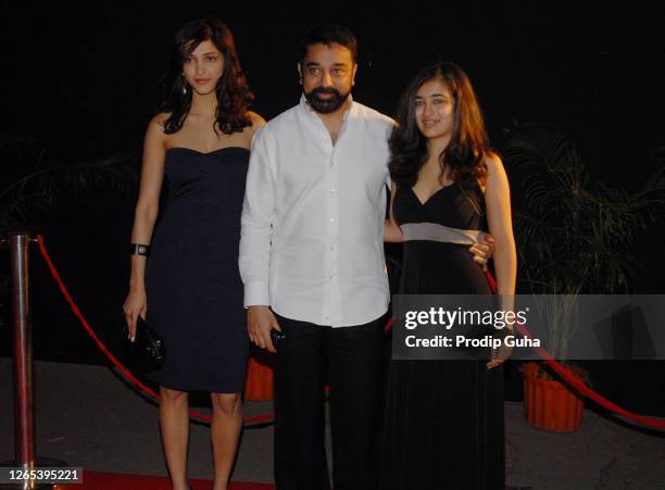 Shruti Haasan, Kamal Haasan and Akshara Haasan attend the movie 'ALICE' Premier show on March 10, 2010 in Mumbai, India.