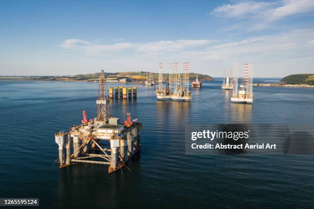 Floating Production Rig Floating Oil Production Platform Photos and Premium High Res Pictures ...