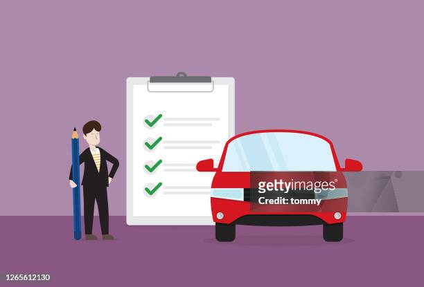ilustraciones, imágenes clip art, dibujos animados e iconos de stock de hombre de negocios revisa un coche - vendedor de coches