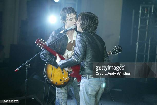 On-the-road with The Libertines in Glasgow, Manchester & London