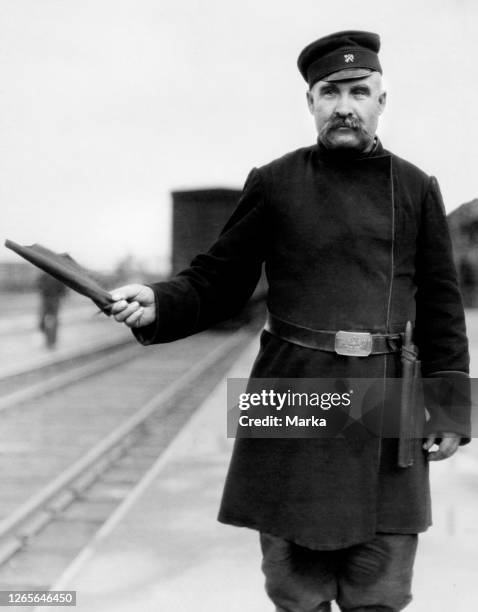 Soviet Railroad Worker. 1920-30.