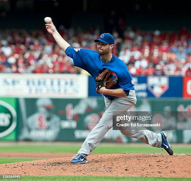 Pitcher Randy Wells of the Chicago Cubs struck out 2 and walked 3 against the St. Louis Cardinals on September 25, 2011 at Busch Stadium in St Louis,...