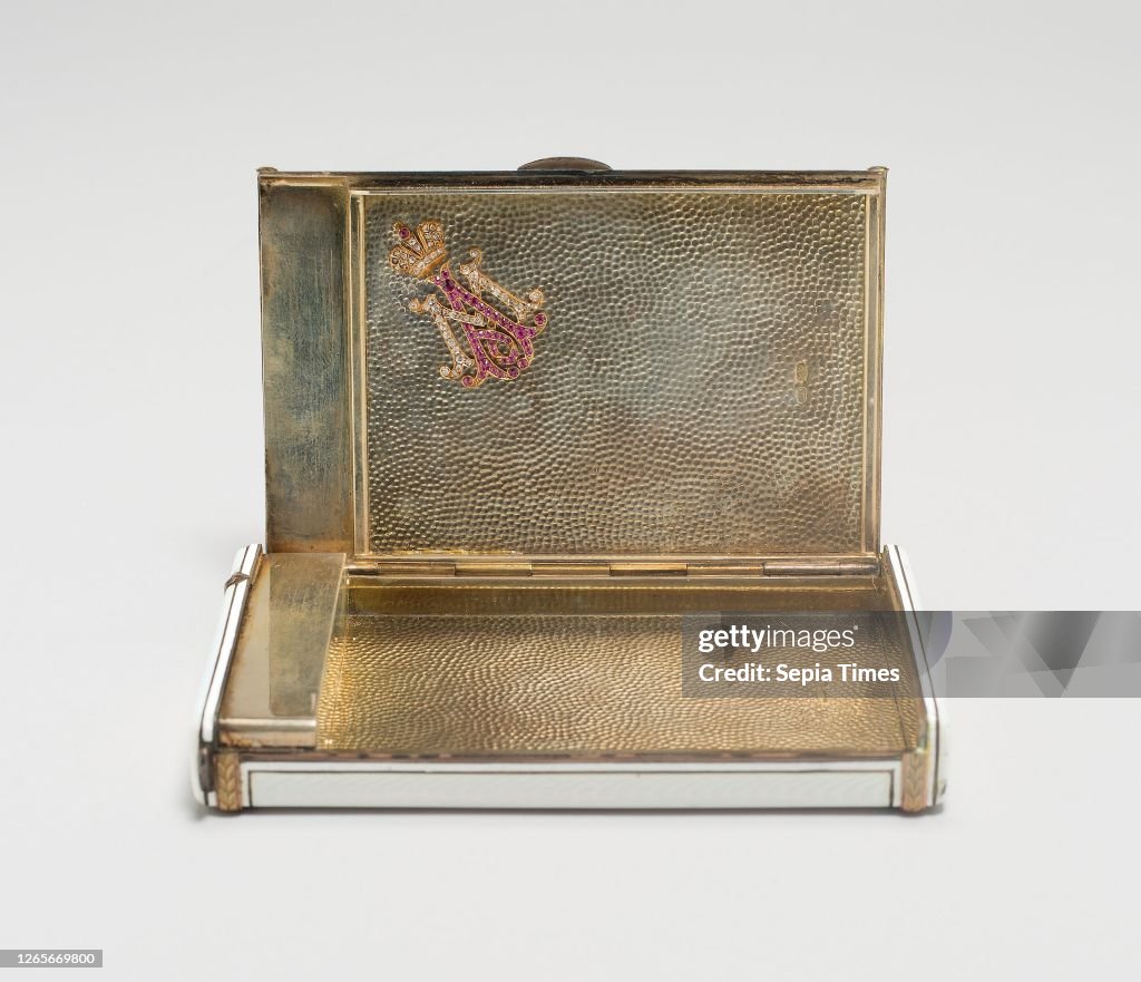 Cigarette Case
