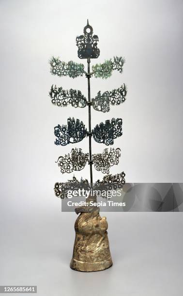 Unknown , Money Tree, 25 - 220 CE, Stoneware with green glaze, patinated bronze, Overall dimensions: Height x width.