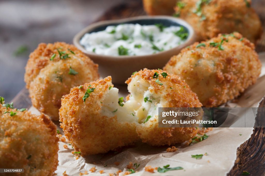 Creamy Mashed Potato Croquettes with Cheese and Sour Cream Dip