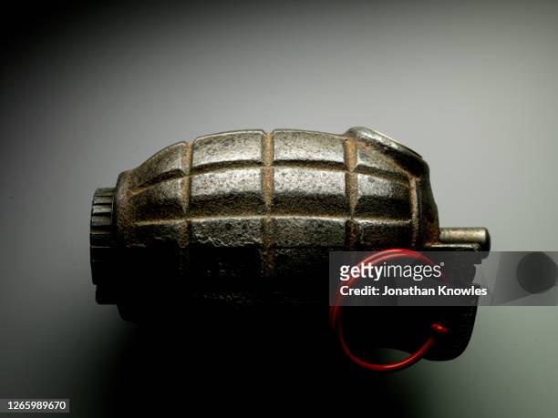 hand grenade - handgranate stock-fotos und bilder