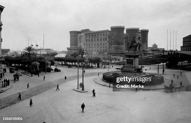 Maschio Angioino. Piazza Municipio. Naples. Campania. Italy 1950.