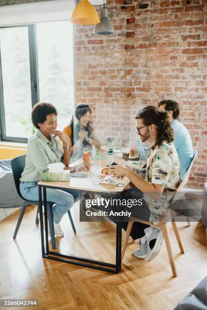 Social Distance Lunch Office Lunch Social Distance Photos and Premium High Res Pictures ...