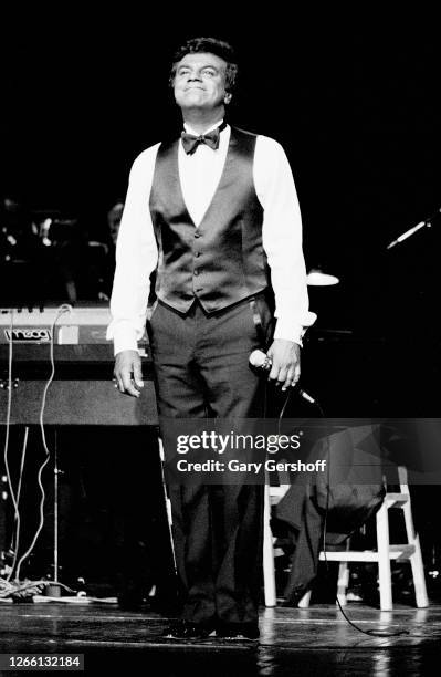 Tony Mathis Singer 2,119 Johnny Mathis Photos & High Res Pictures - Getty Images
