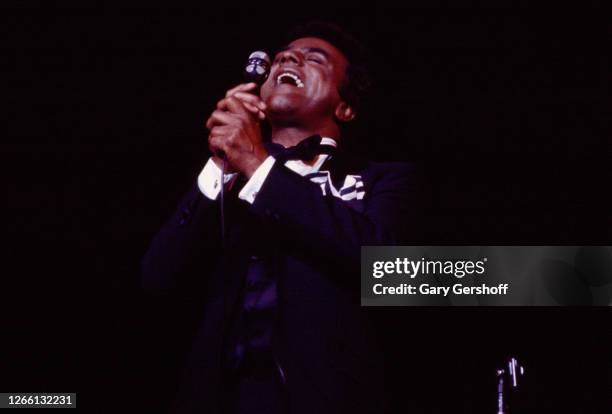 Tony Mathis Singer 2,119 Johnny Mathis Photos & High Res Pictures - Getty Images