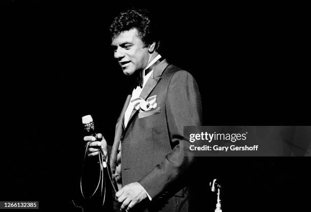 Tony Mathis Singer 2,076 Johnny Mathis Photos & High Res Pictures - Getty Images