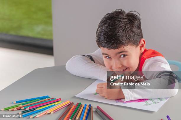 child's drawing - criança de escola stockfoto's en -beelden