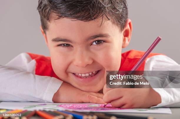 child's drawing - criança de escola foto e immagini stock