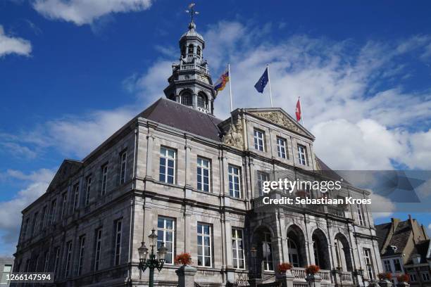 facade of the maastricht city hall, maastircht, the netherlands - maastricht stockfoto's en -beelden