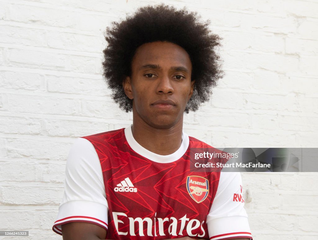 Arsenal Unveil New Signing Willian