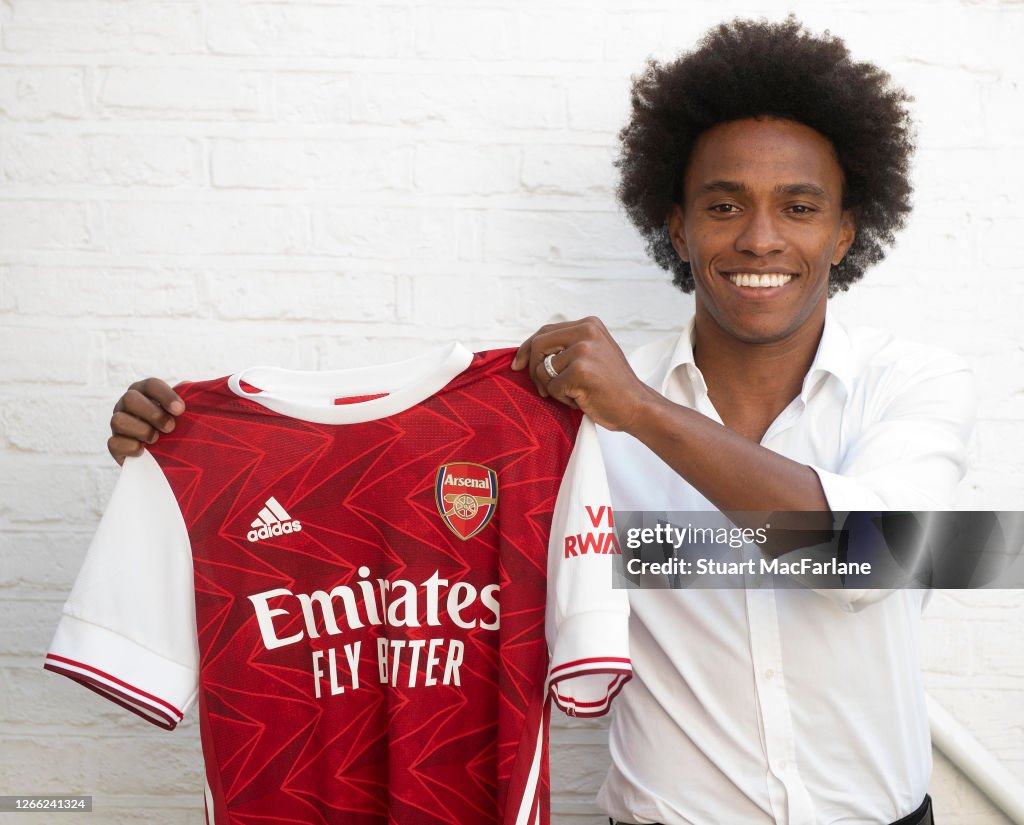 Arsenal Unveil New Signing Willian