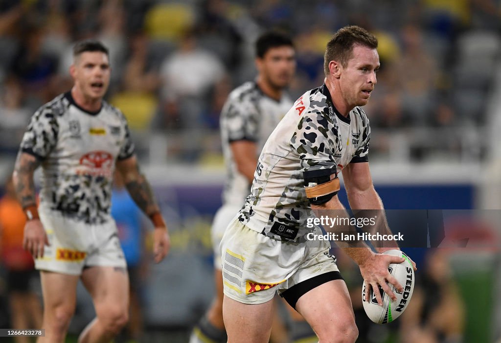NRL Rd 14 - Cowboys v Rabbitohs