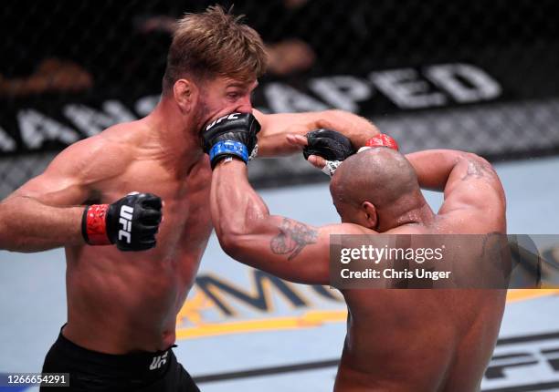 Ufc 252 Ufc 252 Photos and Premium High Res Pictures - Getty Images