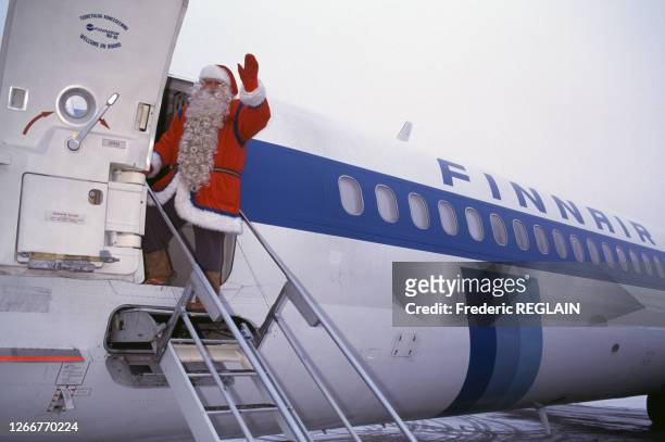 Père Noël prend l'avion en novembre 1994, Finlande