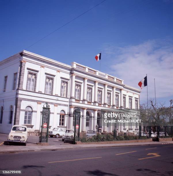 Hôtel de ville de Saint-Denis, circa 1960, La Réunion.