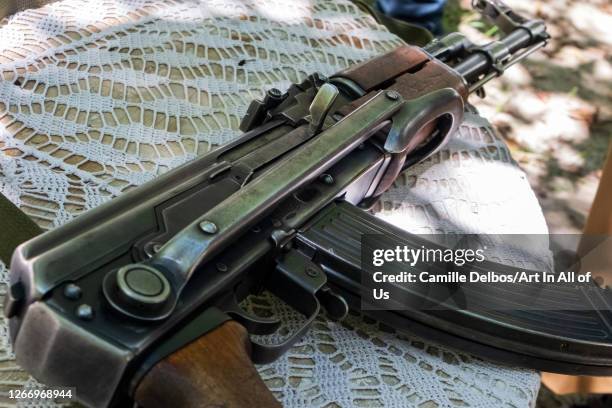 Pakistani Police Firearm on Mai 15, 2016 in Bumburet, Khyber Pakhtunkhwa, Pakistan.