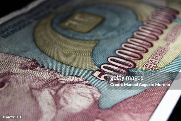 money: close-up of a yugoslav 500 billion dinar bank note (1993) - former yugoslavia stock pictures, royalty-free photos & images