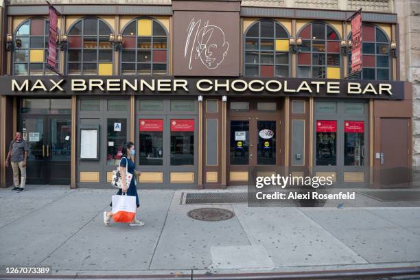 Max Bronner 23 Max Brenner Chocolate Stock Photos, High-Res Pictures, and Images ...