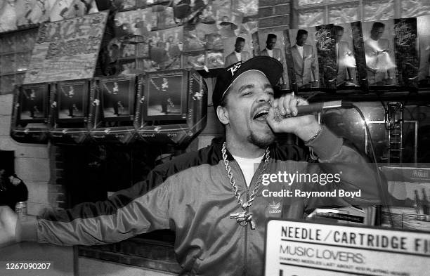 Ice T Common Rapper Big Mike (Rapper) Photos and Premium High Res Pictures - Getty Images