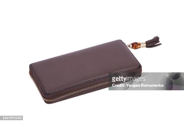 brown leather zipper wallet isolated on white background - bolso marrón fotografías e imágenes de stock