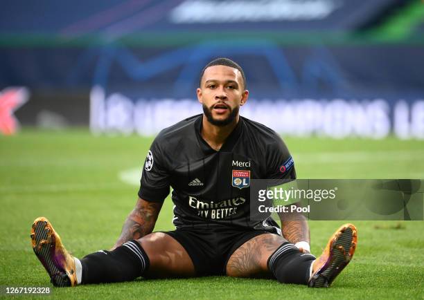 Memphis Depay of Olympique Lyonnais reacts after a missed chance during the UEFA Champions League Semi Final match between Olympique Lyonnais and...