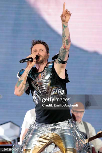 Lorenzo Cherubini aka Jovanotti performs live on stage at San Siro Stadium - Stadio Giuseppe Meazza on June 25, 2015 in Milan, Italy.