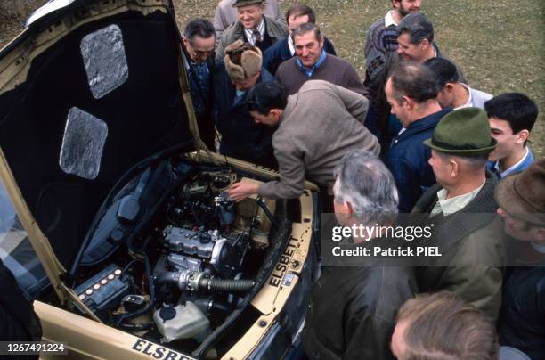 Démonstration du moteur 'Elsbett' fonctionnant à l'huile végétale ou au diesel avril 1989, RFA.