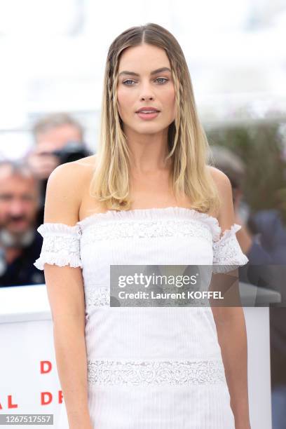 Margot Robbie attends the photocall for "Once Upon A Time In Hollywood" during the 72nd annual Cannes Film Festival on May 22, 2019 in Cannes, France.