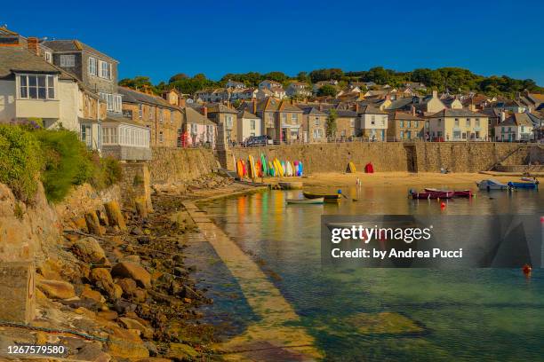 mousehole, cornwall, united kingdom - ネズミの穴 ストックフォトと画像