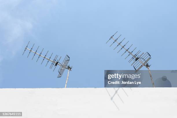 television antenna cable - televisieantenne stockfoto's en -beelden