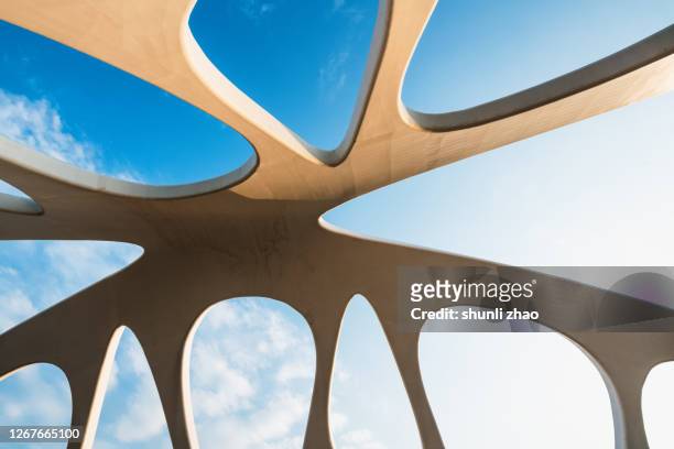 modern bridge structure - architecture structure stock pictures, royalty-free photos & images