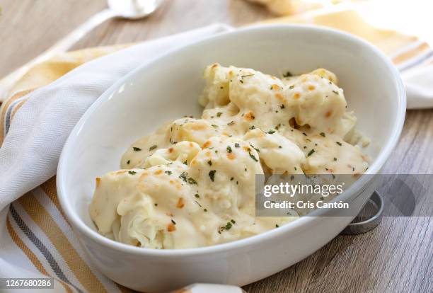 cauliflower with bechamel sauce - bechamel sauce stock pictures, royalty-free photos & images