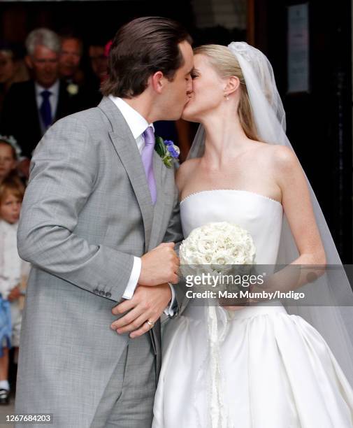 Louis Buckworth and Chloe Delevingne leave St Paul's Church, Knightsbridge following their wedding on September 7, 2007 in London, England.