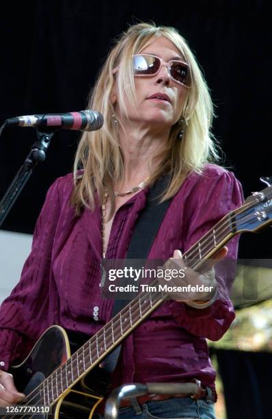 Kim Gordon of Sonic Youth performs during Neil Young's 18th Annual Bridge School Benefit at Shoreline Amphitheatre on October 24, 2004 in Mountain...