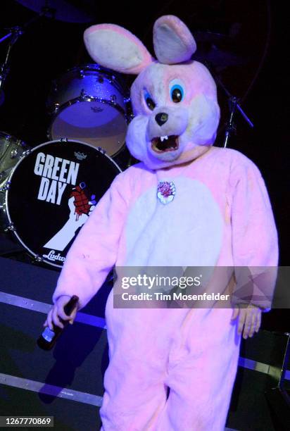 Billie Joe Armstrong Green Day performs during the band's "American Idiot" tour at Bill Graham Civic Auditorium on November 24, 2004 in San...