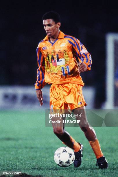 Djalminha of Shimizu S-Pulse in action during the J.League Nicos Series match between Bellmare Hiratsuka and Shimizu S-Pulse at the Hiratsuka Stadium...