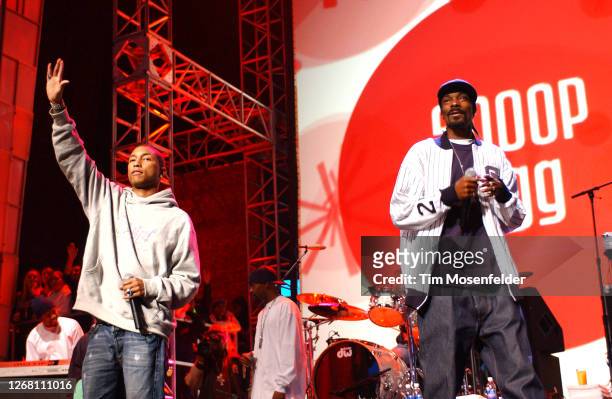Pharrell Williams and Snoop Dogg perform during KIIS FM's 4th Annual Jingle Ball at the Anaheim Pond on December 3, 2004 in Anaheim, California.