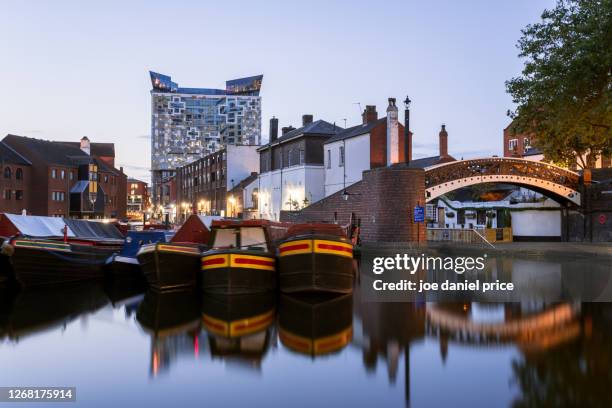 gas street basin, canal, birmingham, england - birmingham uk stock pictures, royalty-free photos & images