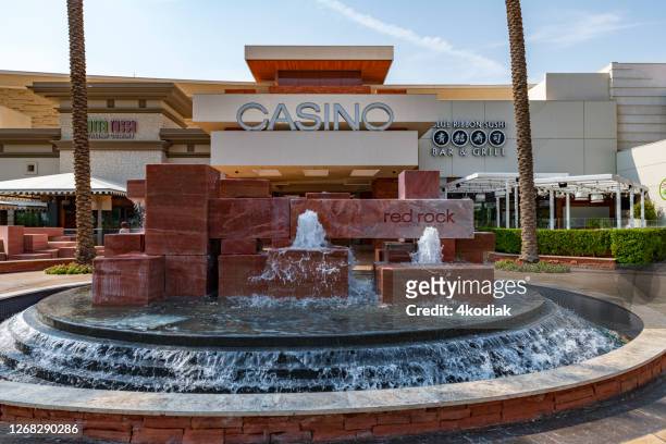 red rock casino, resort & spa bij las vegas nevada usa - palms casino resort stockfoto's en -beelden